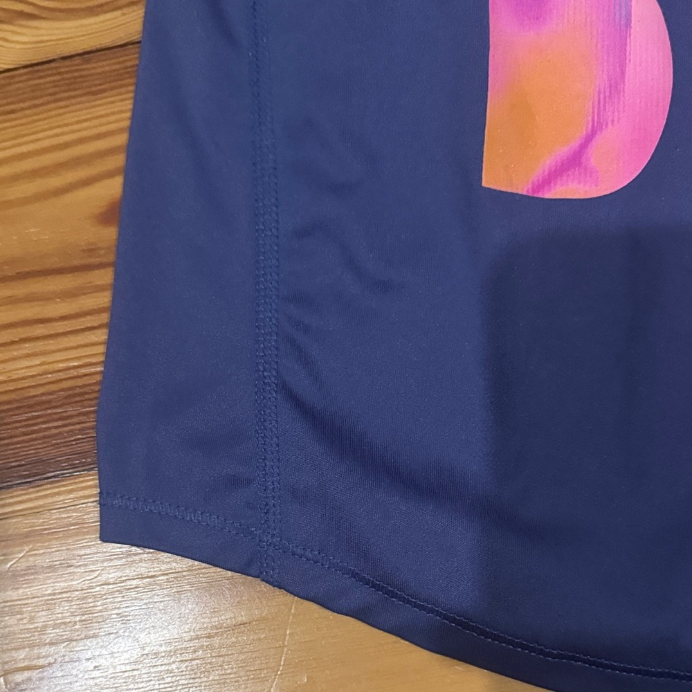 EUC All in Motion Navy Tee with Colorful Graphic Girls M 7/8 - Picture 5 of 6